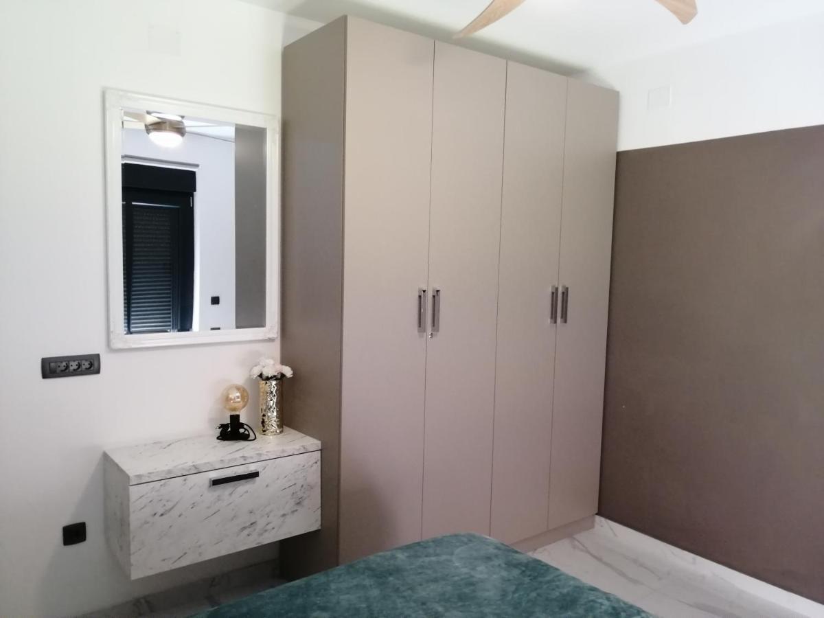 Apartamento Golden Sunset Njivice Exterior foto